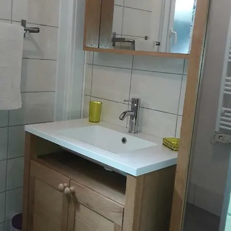 Citronnelle Apartment *